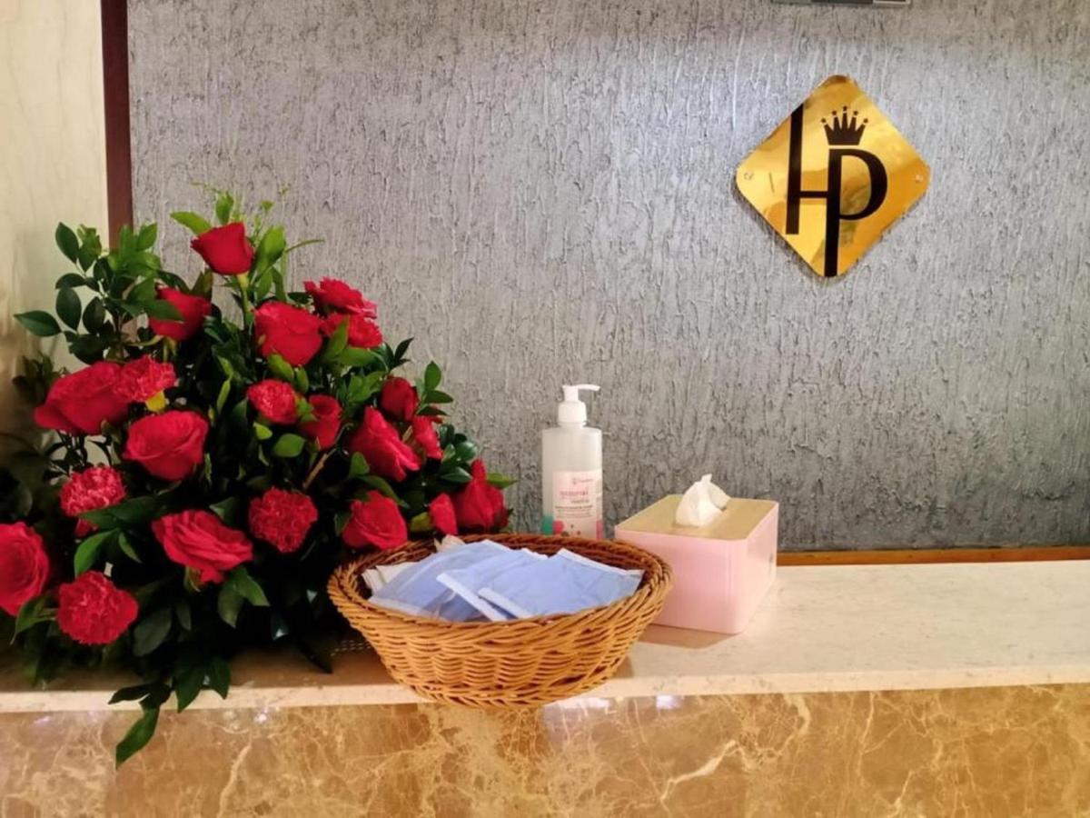 Hill Palace Hotel & Spa Kochi Екстериор снимка