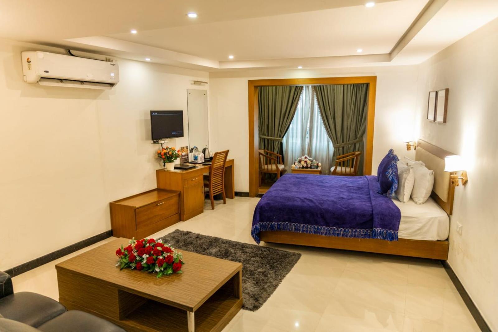 Hill Palace Hotel & Spa Kochi Екстериор снимка