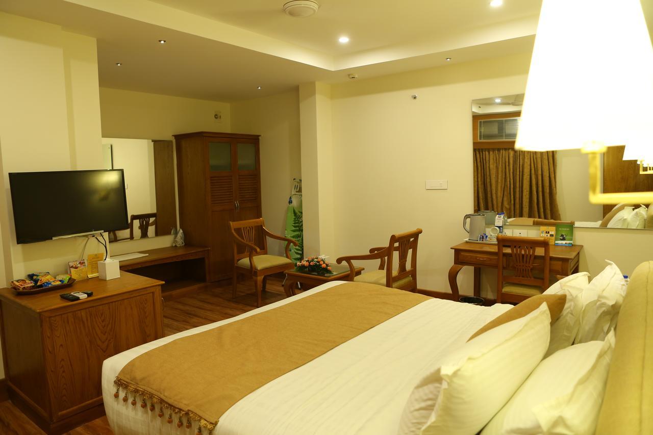 Hill Palace Hotel & Spa Kochi Екстериор снимка